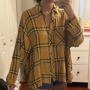 Urban Outfitters BDG Women’s Flannel Yellow